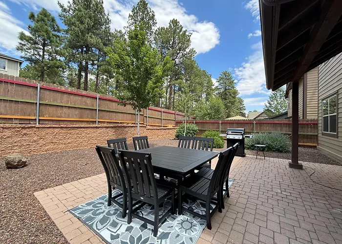 Holiday home Fun & Peaceful Family Retreat